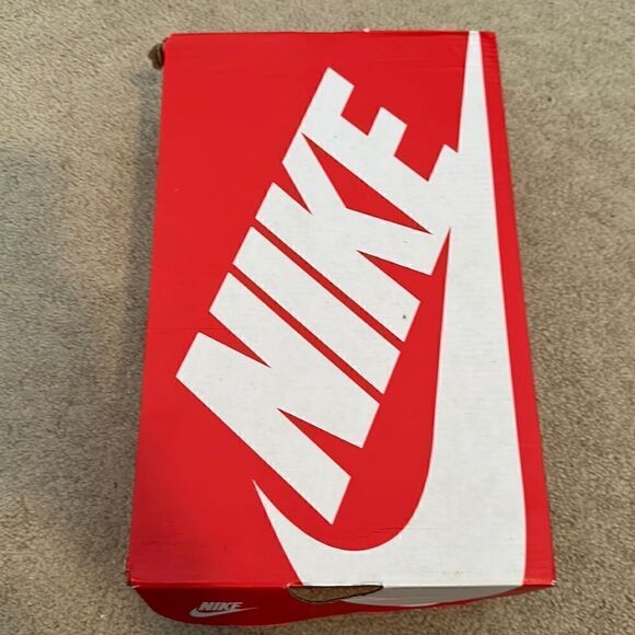 Nike Dunk Low men’s 5.5 women’s 7 green/yellow - Picture 2 of 9